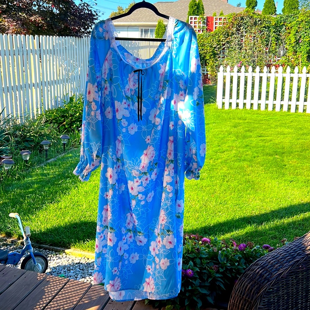 WBQ long sleeve maxi nightgown